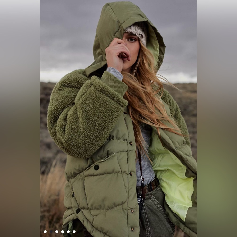 Anthropologie Pilcro Swing Puffer Jacket. Oversized Green Warm XS - Picture 3 of 7